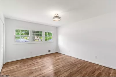 496 Seven Oaks Ct, Orange, NJ 07050 - Photo 7