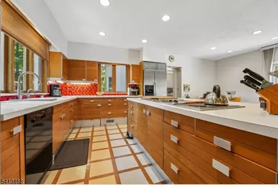 343 Forest Rd, South Orange, NJ 07079 - Photo 15
