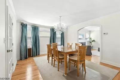 110 Oak Ln, Cranford Township, NJ 07016 - Photo 7