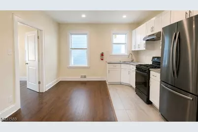 53 Stockman Pl #1L, Irvington, NJ 07111 - Photo 3
