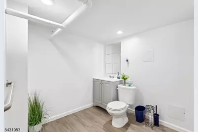 16 Fairmount Ave, Clifton, NJ 07011 - Photo 31