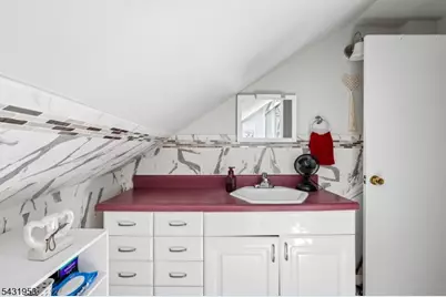 16 Fairmount Ave, Clifton, NJ 07011 - Photo 25