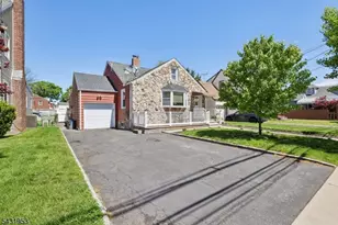 16 Fairmount Ave, Clifton, NJ 07011 - Photo 3