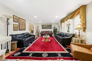 14 Hepworth Pl, West Orange Township, NJ 07052 - Photo 3