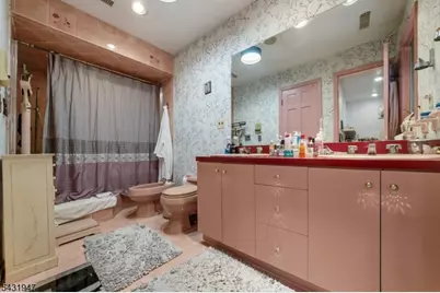 14 Hepworth Pl, West Orange Township, NJ 07052 - Photo 11