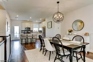 402 Saratoga Ct, Branchburg Township, NJ 08876 - Photo 13