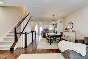402 Saratoga Ct, Branchburg Township, NJ 08876 - Photo 15
