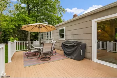 10 Hemlock Pl, Ringwood, NJ 07456 - Photo 27