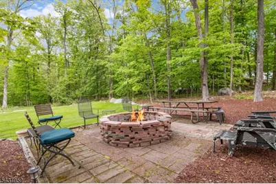 10 Hemlock Pl, Ringwood, NJ 07456 - Photo 35