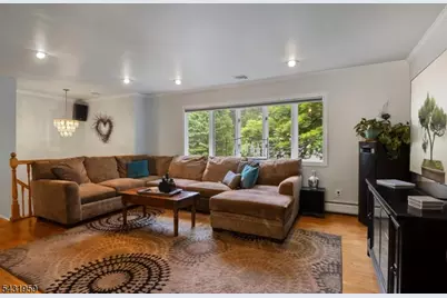 10 Hemlock Pl, Ringwood, NJ 07456 - Photo 7