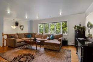 10 Hemlock Pl, Ringwood, NJ 07456 - Photo 7