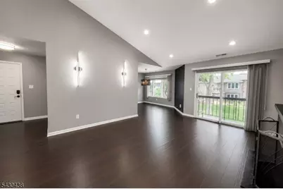 7 Tulip Cres #2D, Little Falls Township, NJ 07424 - Photo 3