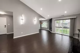 7 Tulip Crescent, Little Falls Township, NJ 07424 - Photo 3