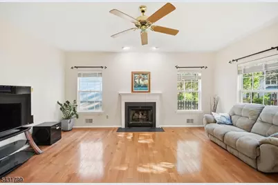 19 Colmart Way, Bridgewater, NJ 08807 - Photo 13