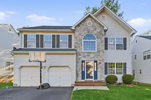 19 Colmart Way, Bridgewater, NJ 08807 - Photo 1