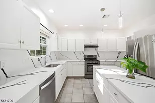 19 Colmart Way, Bridgewater, NJ 08807 - Photo 11