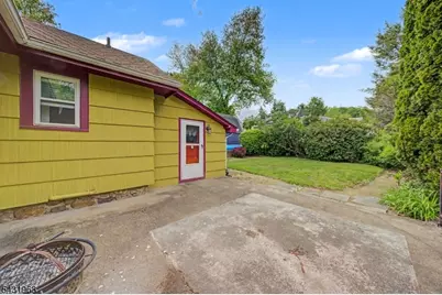 121 Franklin Rd, Denville, NJ 07834 - Photo 17