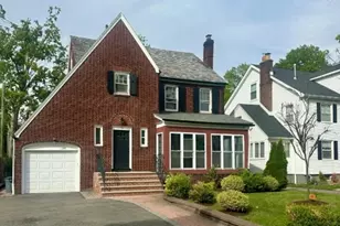 54 Warren Ct, South Orange, NJ 07079 - Photo 3