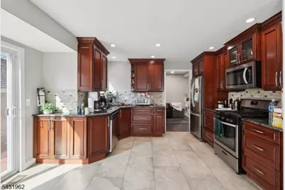 210 Clarken Dr, West Orange Township, NJ 07052 - Photo 21