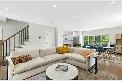 18 University Ave, Chatham, NJ 07928 - Photo 3