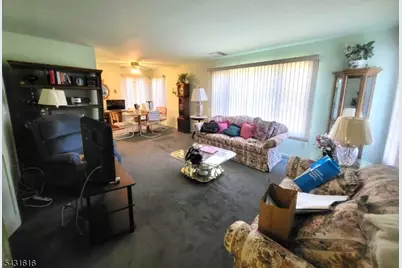 2 Grand Ave #4, Hawthorne, NJ 07506 - Photo 9