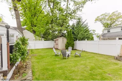 382 Martin Rd, Union Township, NJ 07083 - Photo 29