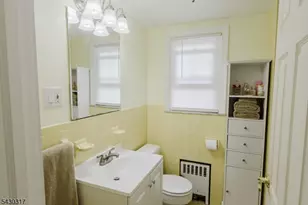 382 Martin Rd, Union Township, NJ 07083 - Photo 19