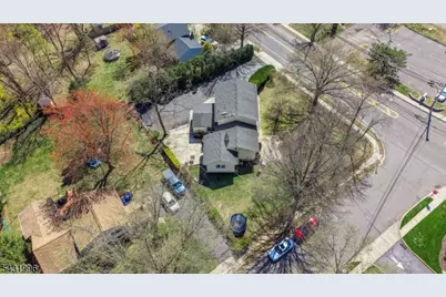292 Summerhill Rd, East Brunswick Township, NJ 08816 - Photo 27