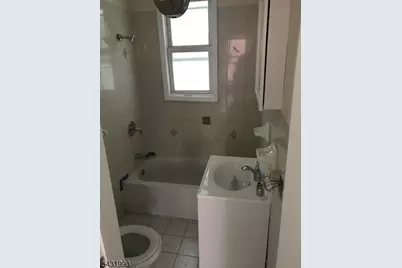 224 12th Ave, Newark, NJ 07107 - Photo 11