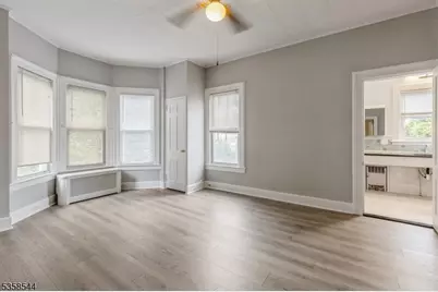 35 Montrose Ave, Verona, NJ 07044 - Photo 5