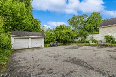 35 Montrose Ave, Verona, NJ 07044 - Photo 17