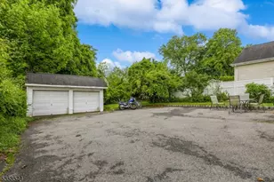 35 Montrose Ave, Verona, NJ 07044 - Photo 17