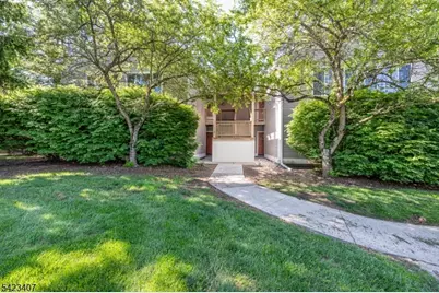 14 Falcon Ridge Way #4, Hamburg, NJ 07419 - Photo 1