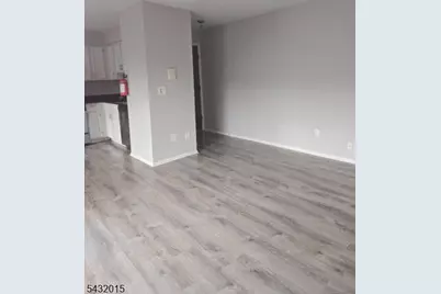 700 Schuyler Ave #D-13, Kearny, NJ 07032 - Photo 5