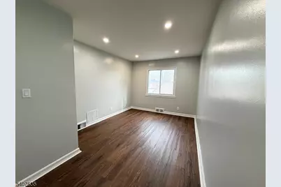 168 Tuxedo Pkwy #1, Newark, NJ 07106 - Photo 3