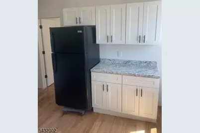 163 N Park St, East Orange, NJ 07017 - Photo 5