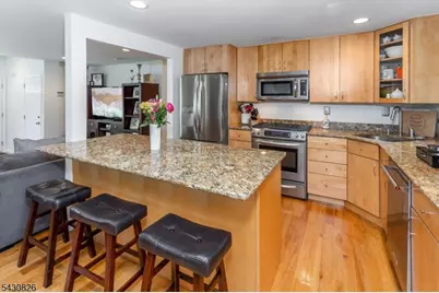 20 Beechwood Rd, Florham Park, NJ 07932 - Photo 15