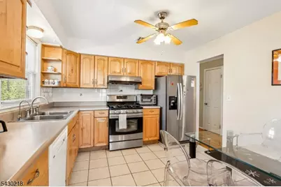 718 New Dover Rd, Edison, NJ 08820 - Photo 9
