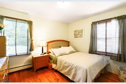 718 New Dover Rd, Edison, NJ 08820 - Photo 15