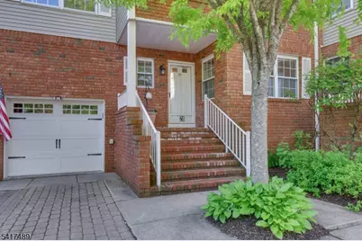 28 Berkeley Sq, Watchung, NJ 07922 - Photo 1