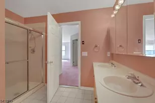 28 Berkeley Square, Watchung, NJ 07922 - Photo 13
