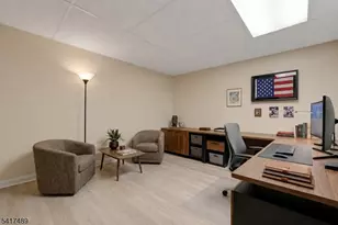 28 Berkeley Square, Watchung, NJ 07922 - Photo 19