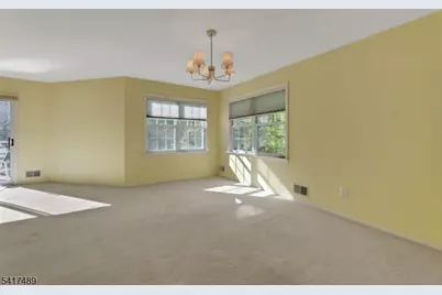 28 Berkeley Sq, Watchung, NJ 07922 - Photo 5