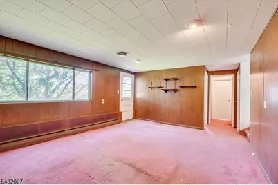 26 Farrell Ave, Woodbridge Township, NJ 07067 - Photo 19