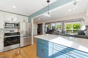 931 Plymouth Lake Dr, Stillwater, NJ 07860 - Photo 11