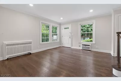 180 Summit Ave #B, Summit, NJ 07901 - Photo 7