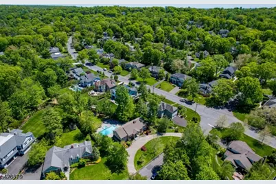 36 Thackeray Dr, Millburn, NJ 07078 - Photo 39