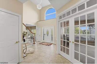 3 Cole Ct, Raritan Township, NJ 08822 - Photo 9