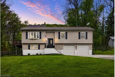 13 Valley Drive N, Vernon, NJ 07418 - Photo 1