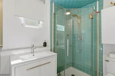 18 Hudson St, Nutley, NJ 07110 - Photo 41